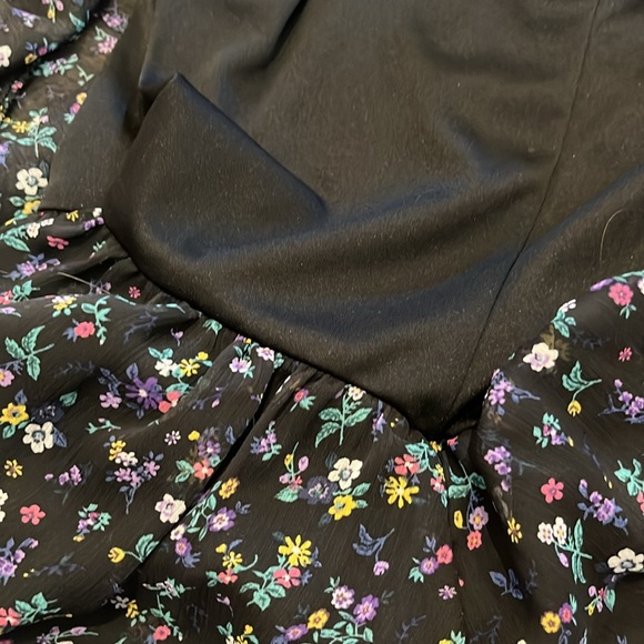 Black Floral Romper - Picture 4 of 6